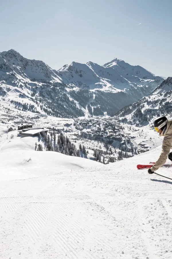 Skifahren auf den Pisten in Obertauern
