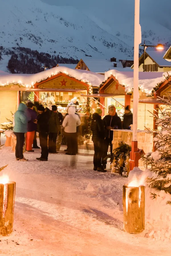 Weihnachtsmarkt während Tauernadvent Obertauern