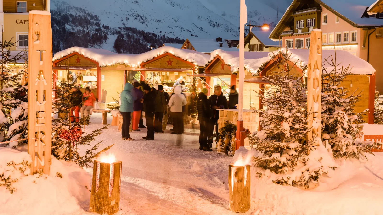Weihnachtsmarkt während Tauernadvent Obertauern